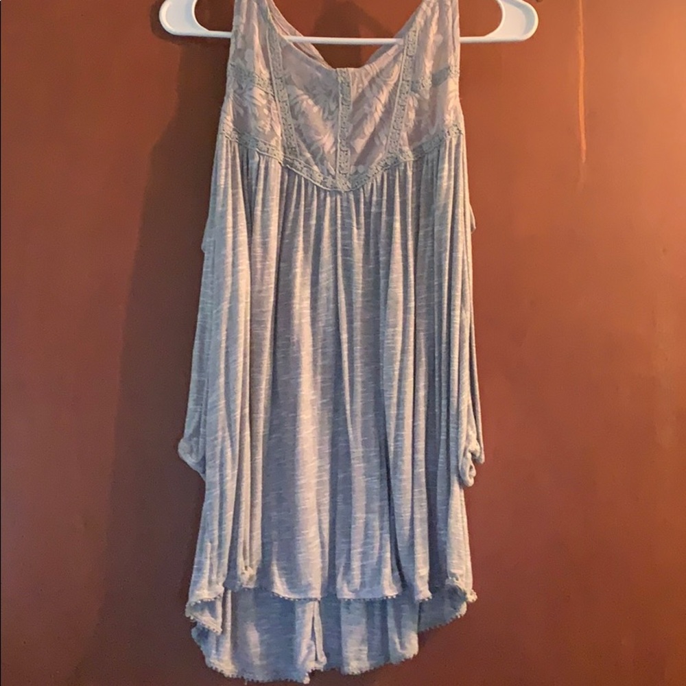 Maurice’s grey long sleeve blouse